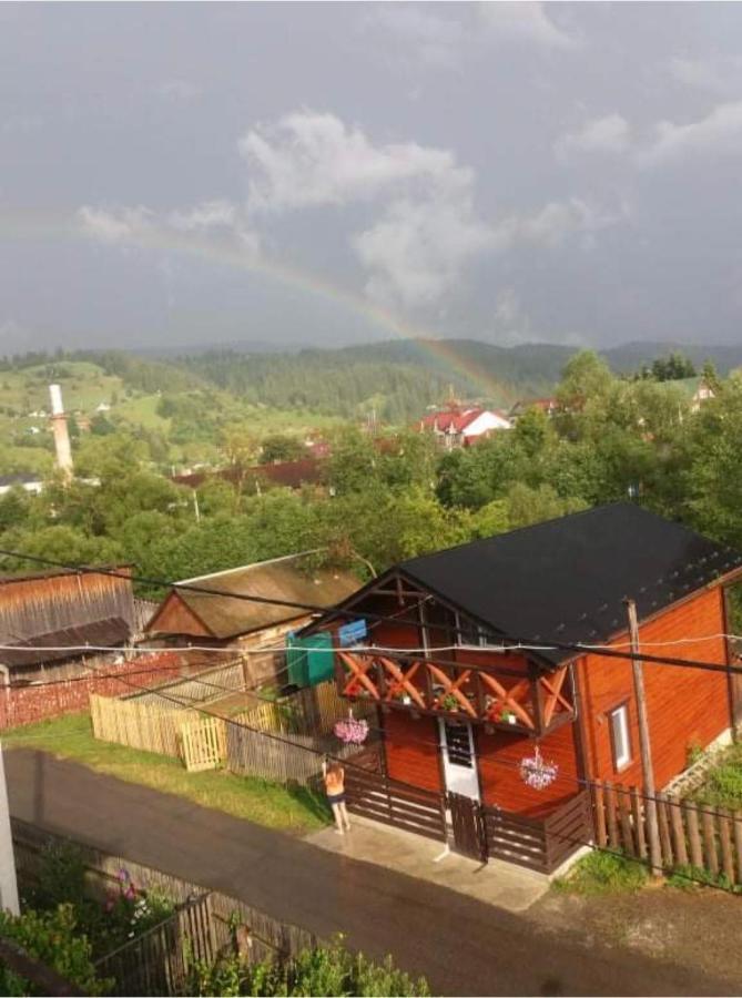 У Мар'яни Villa Ворохта Екстериор снимка